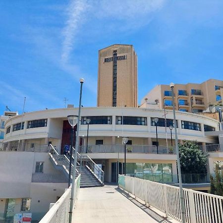 Malta Crown Guesthouse Saint Julian's Eksteriør billede