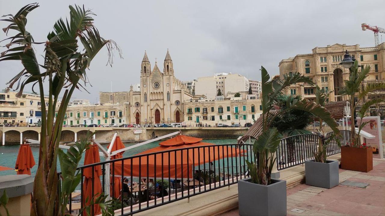 Malta Crown Guesthouse Saint Julian's Eksteriør billede