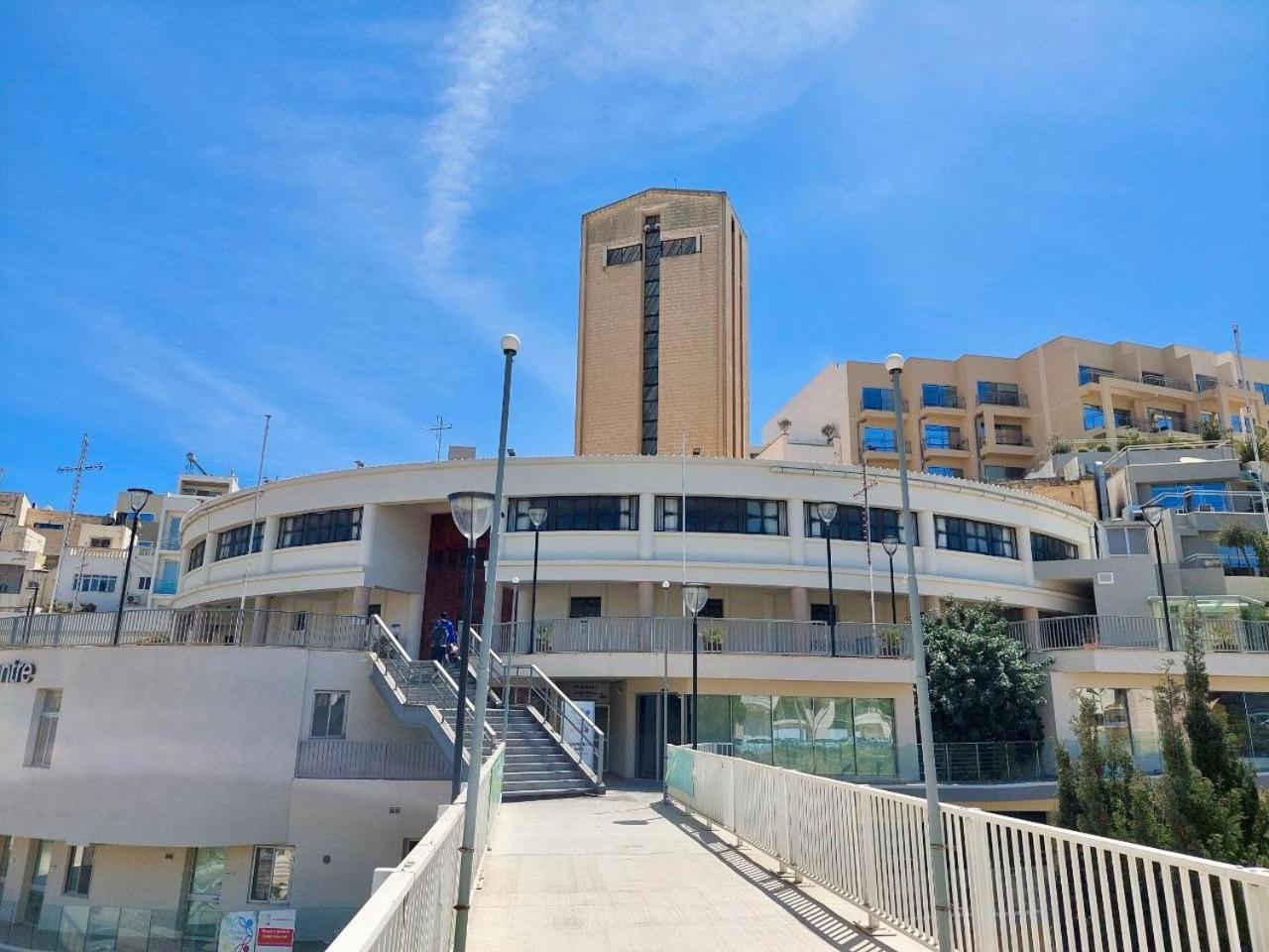 Malta Crown Guesthouse Saint Julian's Eksteriør billede