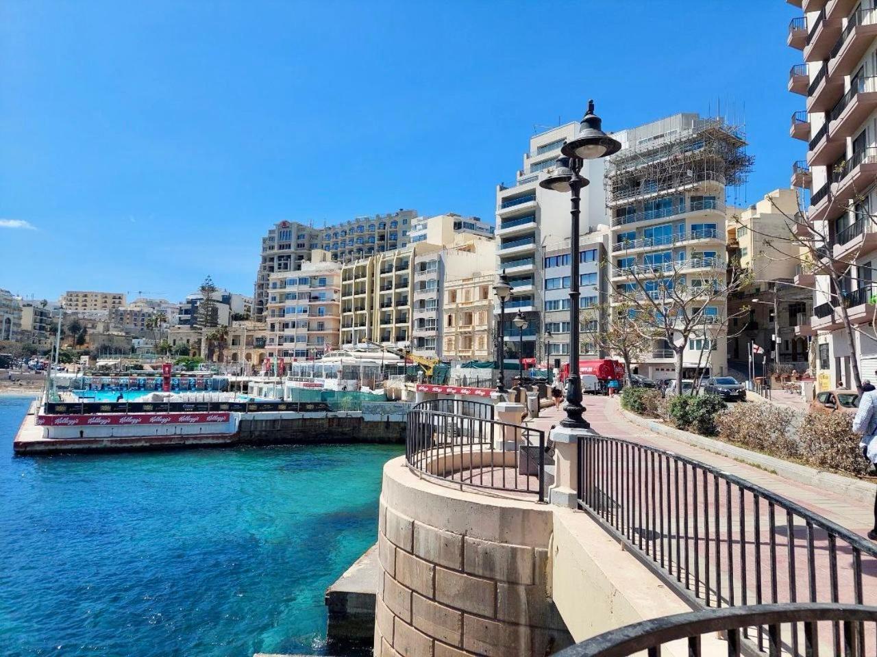 Malta Crown Guesthouse Saint Julian's Eksteriør billede