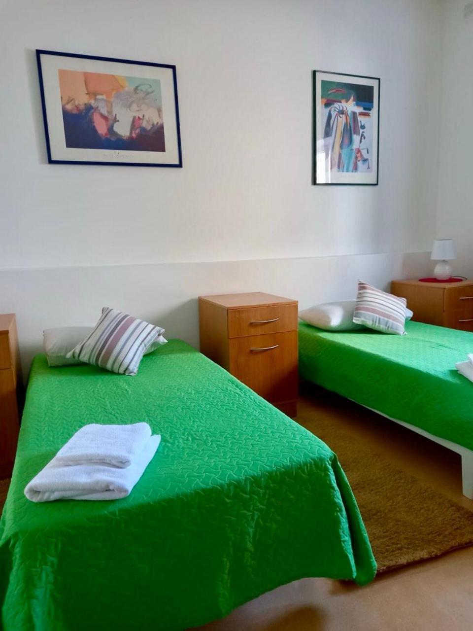 Malta Crown Guesthouse Saint Julian's Eksteriør billede
